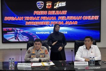 Polda Jabar bongkar jaringan judi daring dengan omset hingga Rp96 miliar