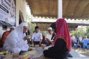 Legislator Balangan hadiri kegiatan pembinaan mualaf di Tebing Tinggi