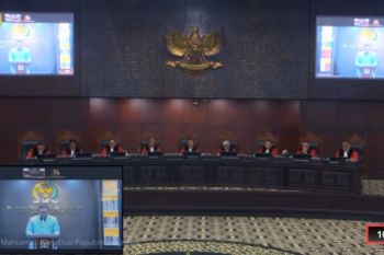 DPR ingatkan kewajiban evaluasi besaran ganti rugi "delay" penerbangan