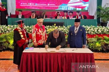 Kemendiktisaintek tetapkan status STIH Manokwari jadi institut