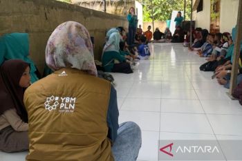 PLN UP3 Tolitoli, YBM dan PIKK gelar aksi sosial peduli pendidikan