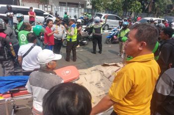 Polisi ungkap kronologi kecelakaan yang tewaskan ojol di Slipi