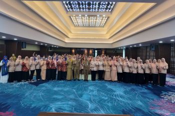 Pemkot Kendari latih ibu rumah tangga lindungi anak di ruang siber