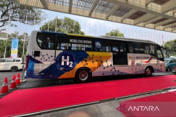 Berita ekonomi terpopuler: Minyak Rusia, PFII, APBN, dan bus hidrogen