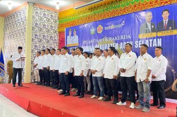 Bupati minta karang taruna jadi motor penggerak pembangunan