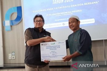 Pelindo Pangkalbalam santuni anak yatim piatu