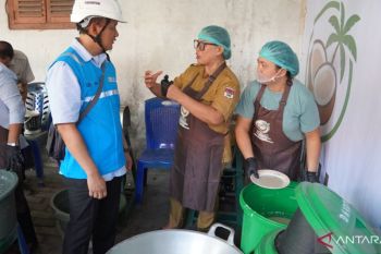 PLTU Amurang berikan CSR bagi PKK  Tawaang