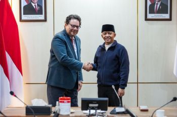 Indonesia partners with OceanX to protect marine national parks
