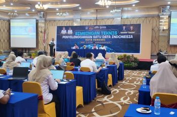 Pemkot Kendari perkuat tata kelola berbasis data melalui Bimtek Satu Data Indonesia