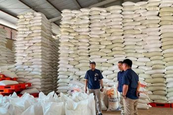 Bulog NTT memastikan stok beras 30.000 ton aman hingga tiga bulan