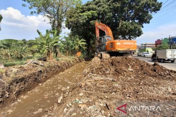 Pemkab Bogor normalisasi Kali Angke setelah 21 tahun alami pendangkalan