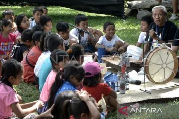 Maestro dongeng Made Taro tutup usia di Hari Anak Nasional