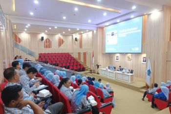 Kemenhaj evaluasi layanan penyelenggaraan kesehatan haji di Kendari