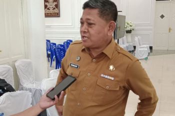 WASI gelar upacara HUT ke-81 Kemerdekaan RI di bawah laut Biak