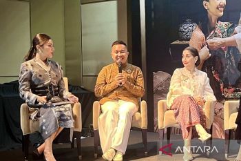 Kemarin, jelang hari kebaya nasional hingga pesanan DFSK E5 Plus