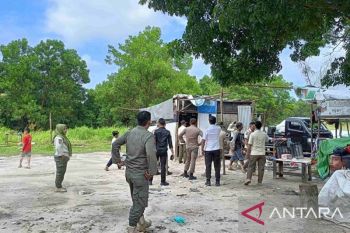 Penataan Stadion Utama Riau dimulai, PKL tetap berjualan lebih rapi