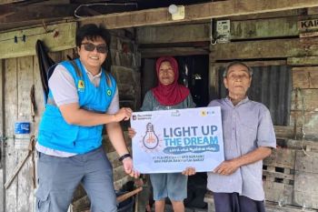PLN UIWP2B beri sambungan gratis bagi 38 rumah prasejahtera di Papua Selatan