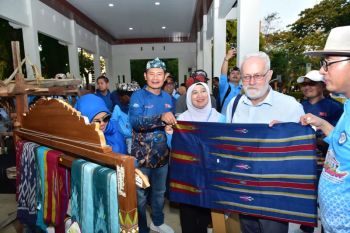 Pemkab Lamongan promosikan UMKM ke mahasiswa dari 43 negara