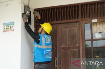 PLN target aliri listrik di 8 desa wilayah 3T Sulut
