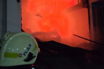 Gudang konveksi di Koja terbakar