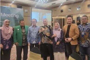 Perkuat sinergi dunia pendidikan dan pemerintahan, Kanwil Kemenkum Riau hadiri Employer Meeting Universitas Andalas