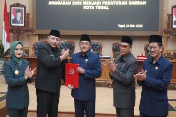 Raperda pertanggungjawaban pelaksanaan APBD Kota Tegal TA 2025 disetujui ditetapkan menjadi perda