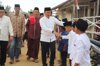 Pemkab Lampung Barat perluas jaringan listrik di wilayah pelosok