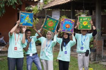 FT UMS kenalkan industri batik ramah lingkungan kepada mahasiswa internasional