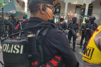 Sekolah di dekat lokasi bentrokan di Menteng terapkan PJJ sementara
