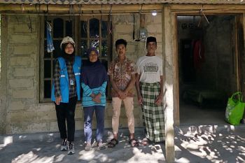PLN bantu sambungan listrik gratis kepada warga di Kabupaten Semarang