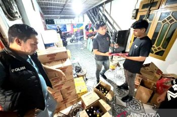 Polisi sita minuman beralkohol dalam operasi KRYD di Kota Gorontalo