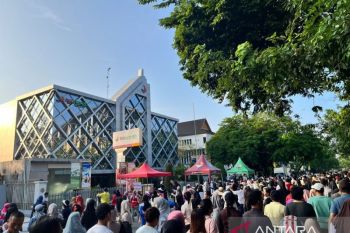 BRK Syariah wilayah Pekanbaru semarakkan CFD lewat Senam Sehat dan Edukasi Produk Perbankan