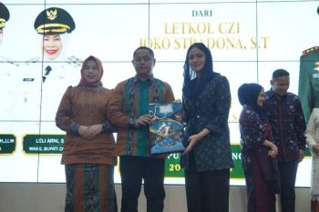 Pemkab Dharmasraya gelar penyambutan pejabat baru Dandim 0310