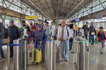 1,68 juta penumpang kereta manfaatkan "face recognition board gate"