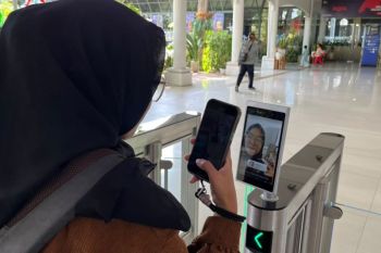 Daop 8 catat 658 ribu orang manfaatkan face recognition boarding gate