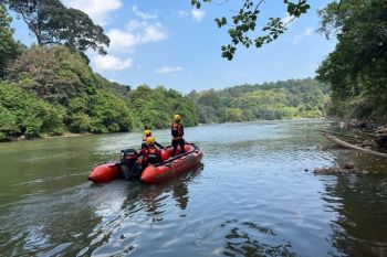 SAR Palembang cari siswa SD tenggelam di Sungai Enim