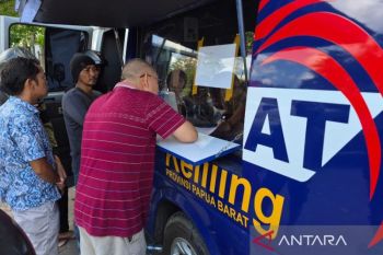 Samsat gandeng Satlantas Polresta Manokwari razia kendaraan tunggak pajak