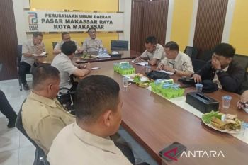Perumda Pasar Makassar mewajibkan pemilahan sampah organik