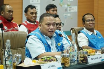 PLN UID Kalselteng Bagikan 3.288 Paket Daging Kurban pada Idul Adha 1447 H dari 22 Sapi dan 7 Kambing