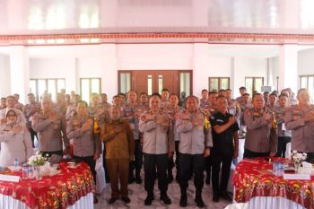 Polda Papua Tengah bekali personel Bhabinkamtibmas cegah konflik