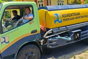 Camat Siau Tengah beri pendampingan warga terdampak krisis air bersih