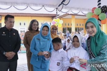 Sekda Inhu sambangi sekolah luar biasa di Pasir Penyu