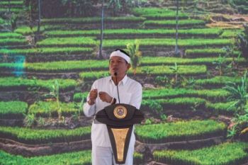 Pemprov Jabar remajakan angkot ke listrik seiring reaktivasi Bandara Husein