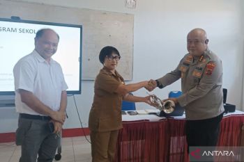 Alumni SMPN 2 Tomohon bantu lima unit terompet Marching Band