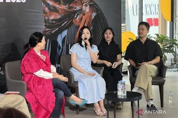 Ham Eun-jung debutkan brand Euneun di Indonesia