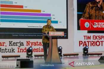 Wamendikti minta akademisi jadi problem solver di kawasan transmigrasi