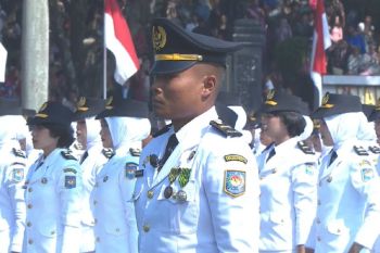 Prabowo: Kinerja pamong praja tentukan kepercayaan rakyat