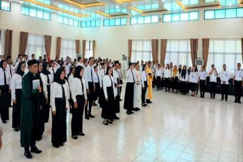 Lantik PAW BPD, Wabup Barut minta perangkat desa wujudkan tata kelola pemerintahan