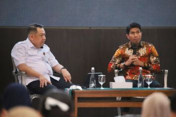 Indonesia expands overseas scholarships for civil servants