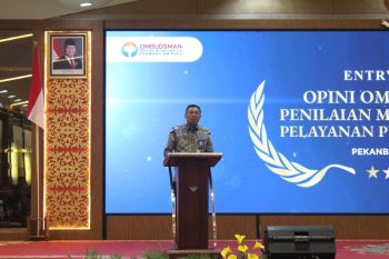Ombudsman Riau buka posko pengaduan alumni SMA/SMK yang kesulitan ambil ijazah
